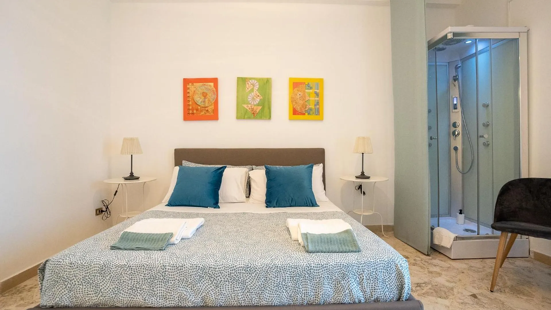 Guest house _ Cavour 156 & Savoia _ Hotel Bari Italy