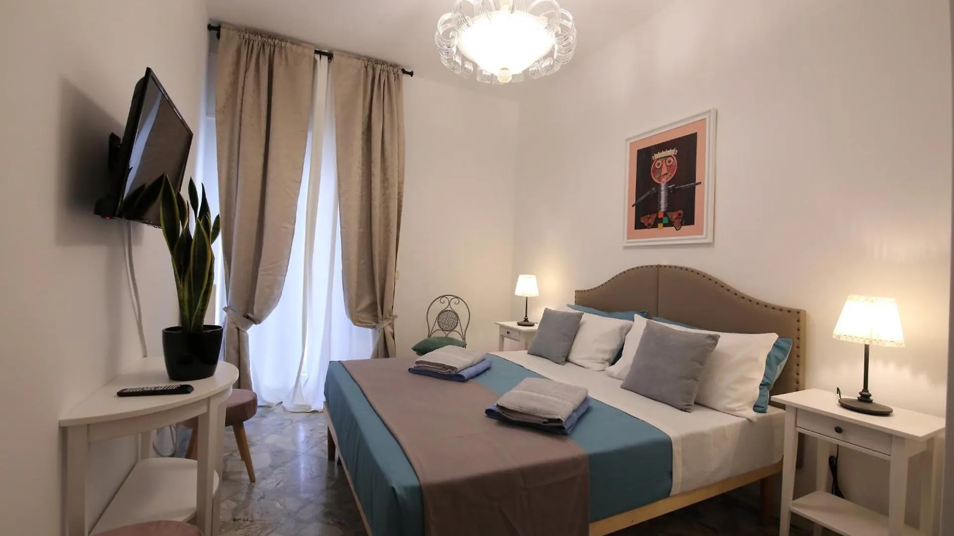 _ Cavour 156 & Savoia _ Hotel Bari 0*,