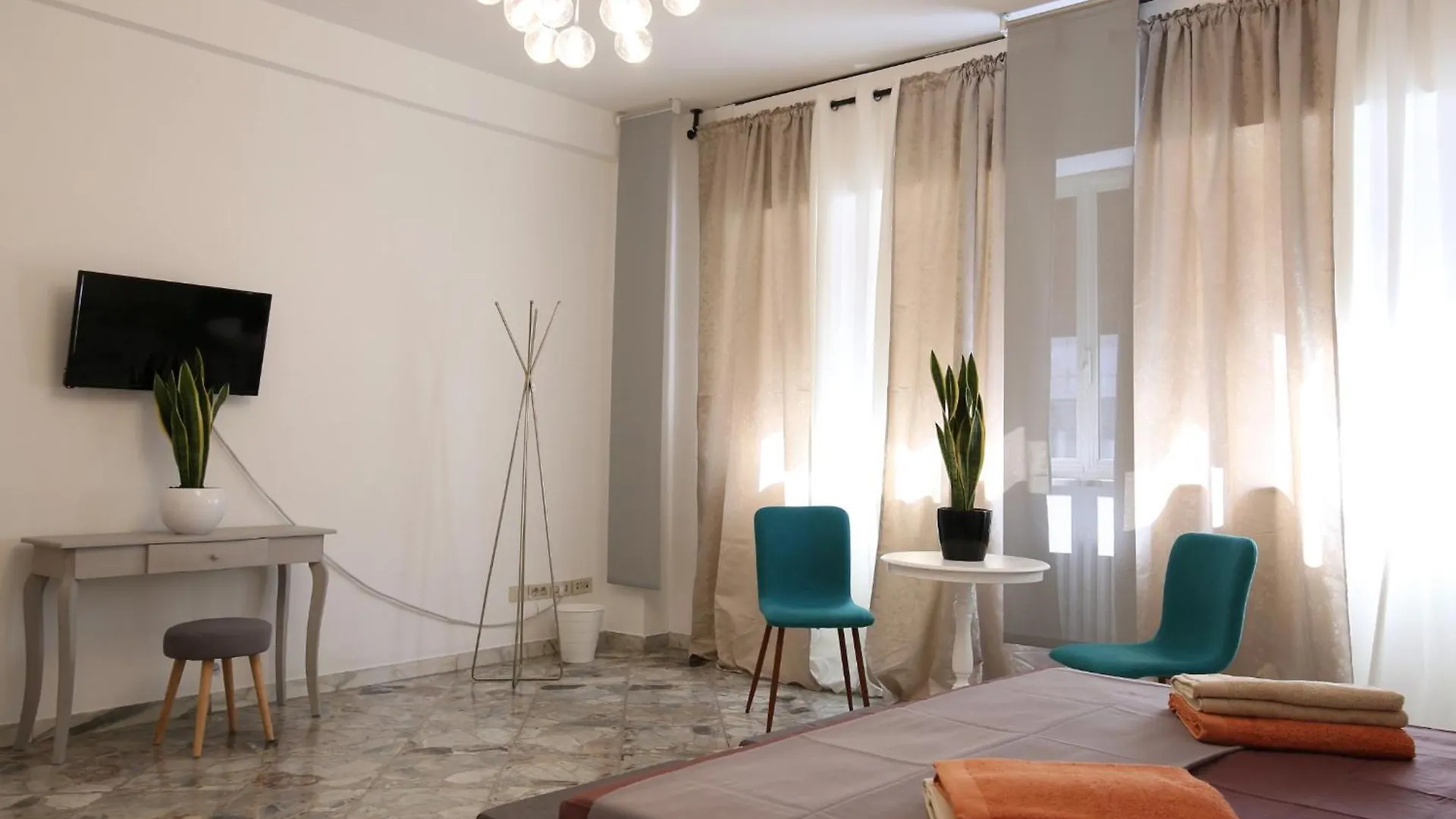 _ Cavour 156 & Savoia _ Hotel Bari Italy