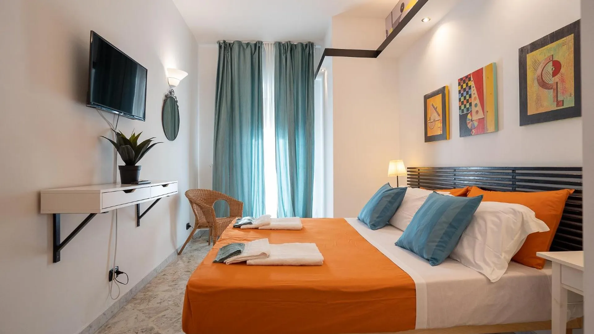 _ Cavour 156 & Savoia _ Hotel Bari Guest house