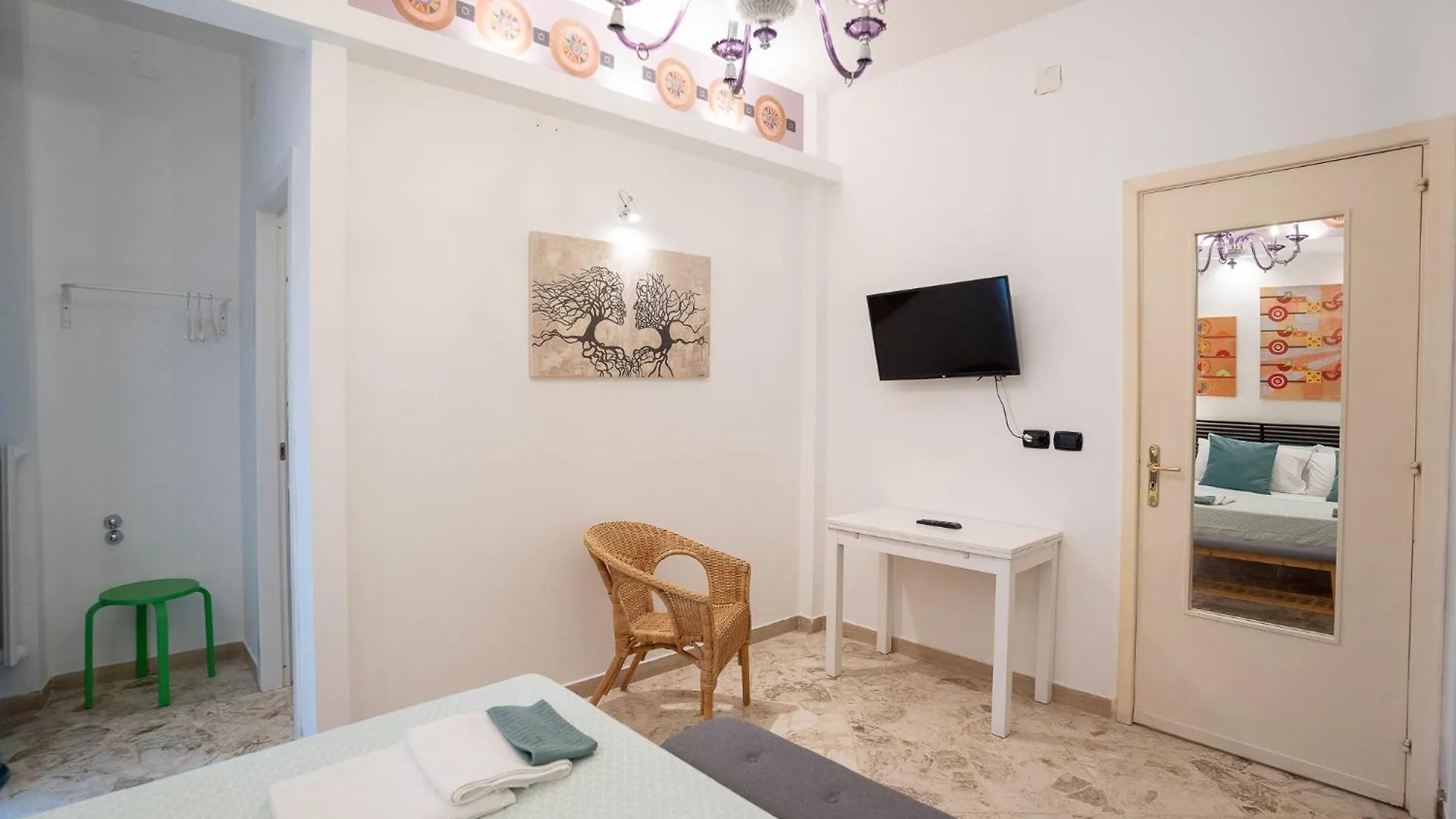 _ Cavour 156 & Savoia _ Hotel Bari Guest house